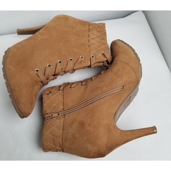 Me Too "Francis" Tan Suede Lace Up Zipper 3 1/2 in Heel Ankle Boot Size 8.5M -PO - Picture 3 of 12
